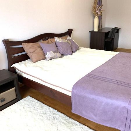 Appartement Центр. Поруч Парк Та Став à Ternopil Extérieur photo