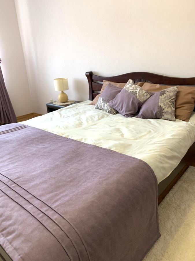 Appartement Центр. Поруч Парк Та Став à Ternopil Extérieur photo